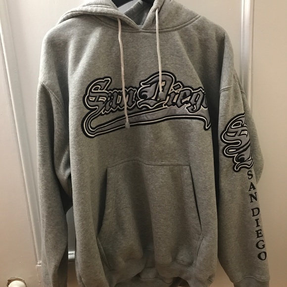 Vintage San Diego California sweatshirt - Picture 9 of 9